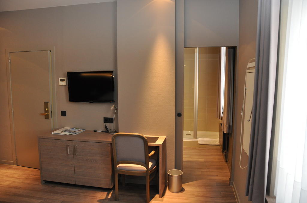 Hotel De Zalm Oudenaarde Phòng bức ảnh